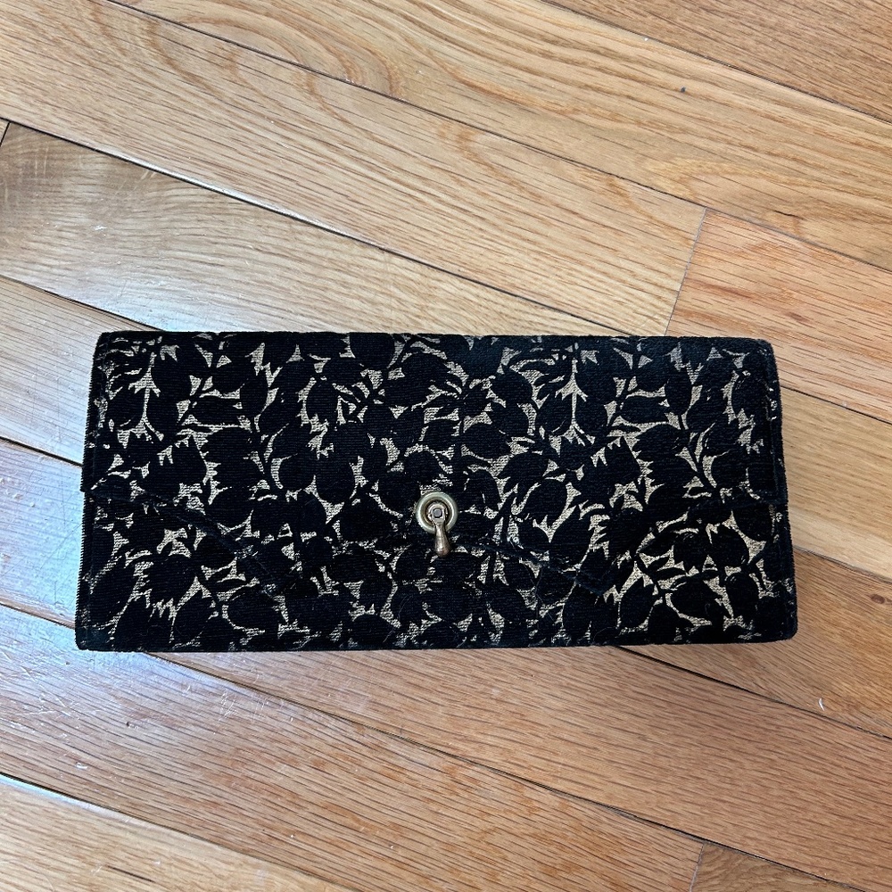 Vintage clutch